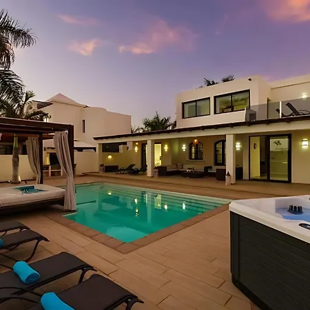 فيلة Bella Valen بلايا بلانكا